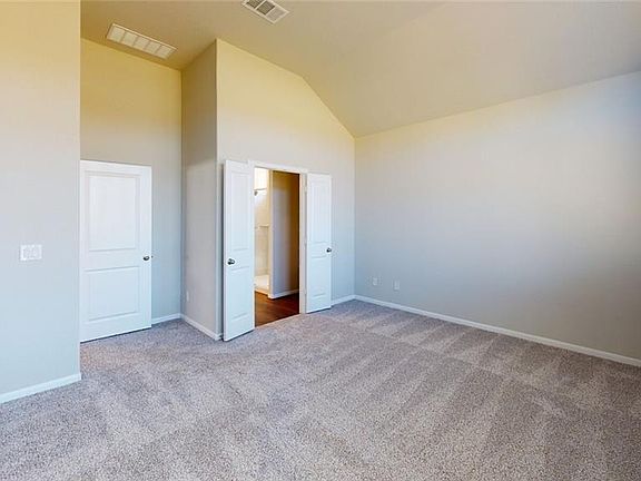 4th image of 129 Camella St