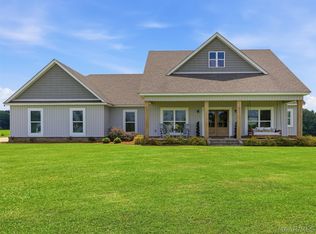 161 Womble Ln, Deatsville, AL 36022