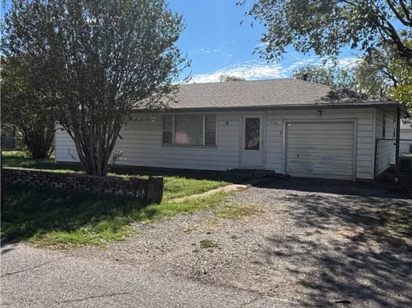 200 Virginia Ave, Poteau, OK 74953