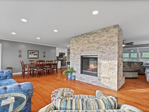 5th image of 257 De Lee Dr