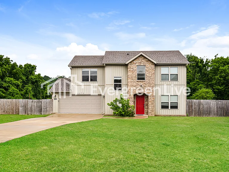 3573 Knox Loop — Photo 1
