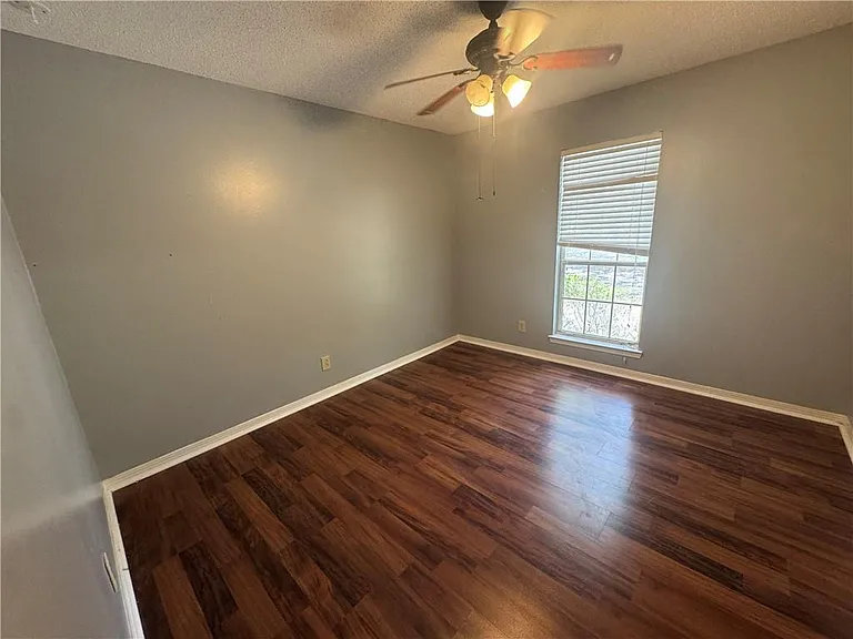 3267 Zephyr Dr — Photo 10