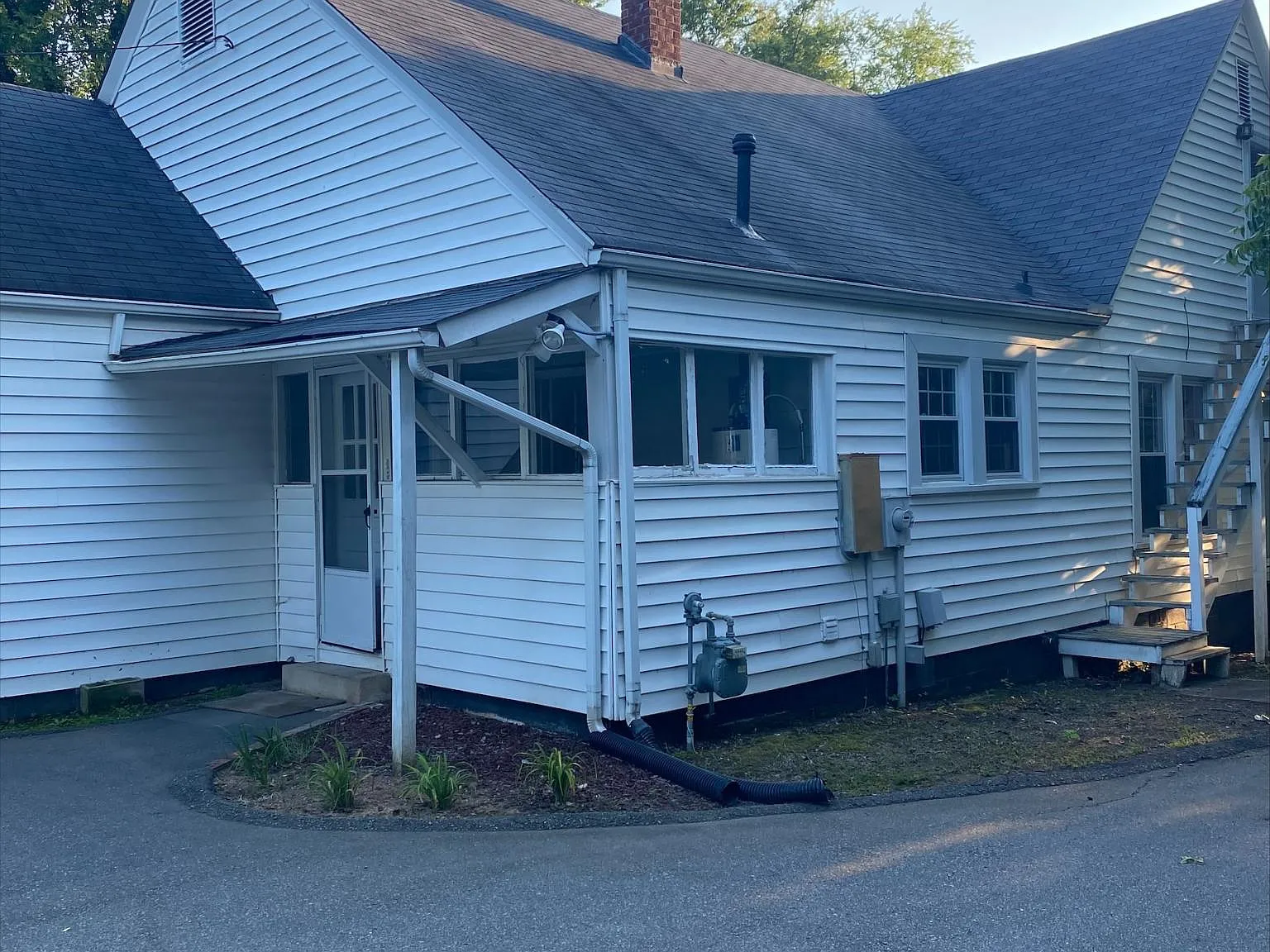 2803 S Cannon Blvd — Photo 2