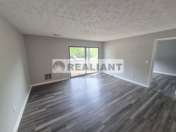 2nd image of 68 View Terrace Dr Ste 5