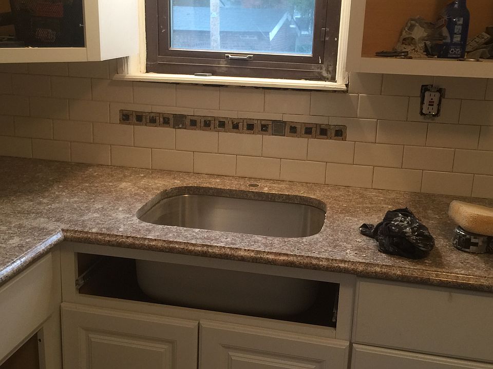 1st image of 6822 Roberts Ave