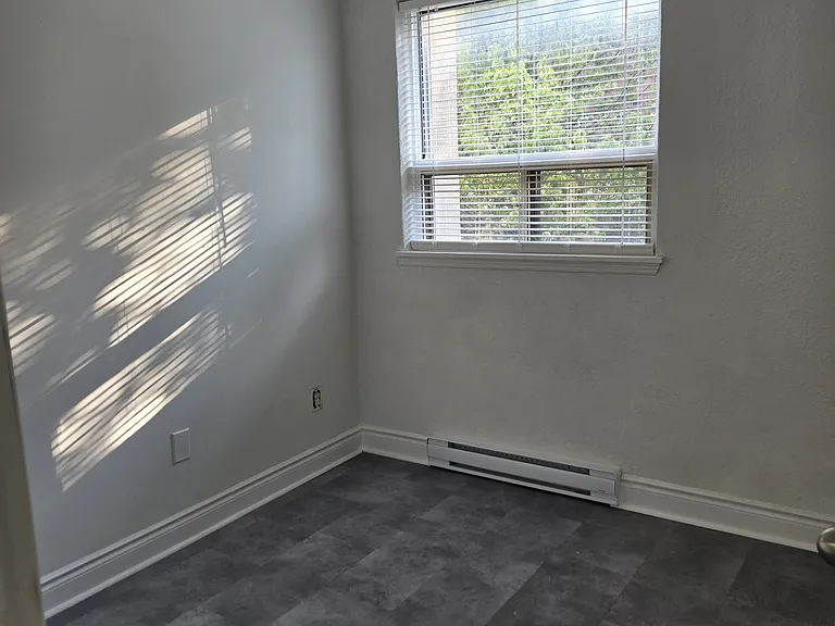 408 Bloor St E #204 — Photo 10