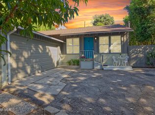 90 Erbes Rd, Thousand Oaks, CA 91362