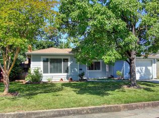 905 Hampton Rd, Sacramento, CA 95864