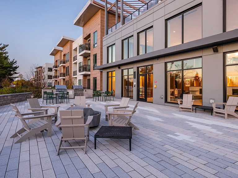 Outdoor Lounge