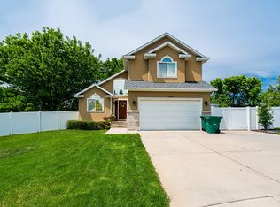 1083 N 300 E, Layton, UT 84041