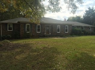 102 Essex Ct, Greenwood, SC 29649