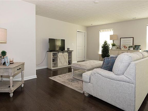 5th image of 3622 Garrett Dr
