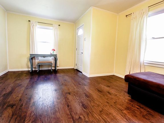 4th image of 743 Georgia Ave