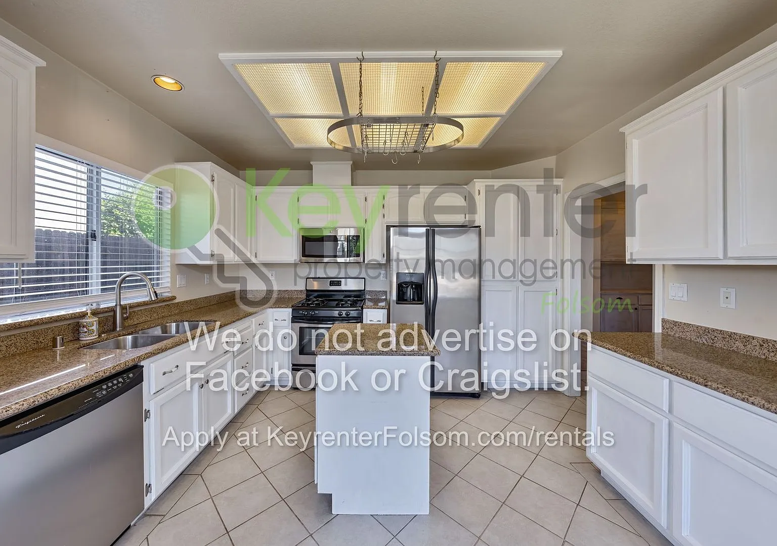 3-Bedroom Roseville Gem with Huge Yard & 3-Car Garage! — Photo 2