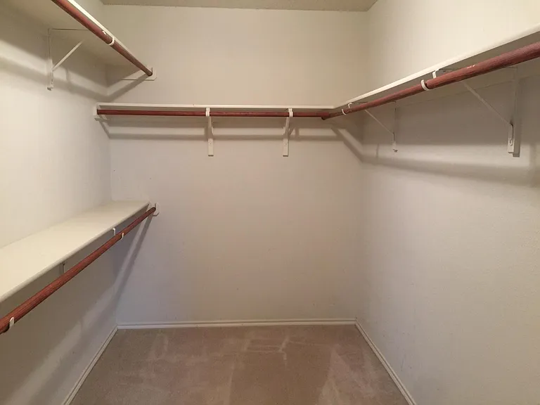8121 Macgregor Dr — Photo 14