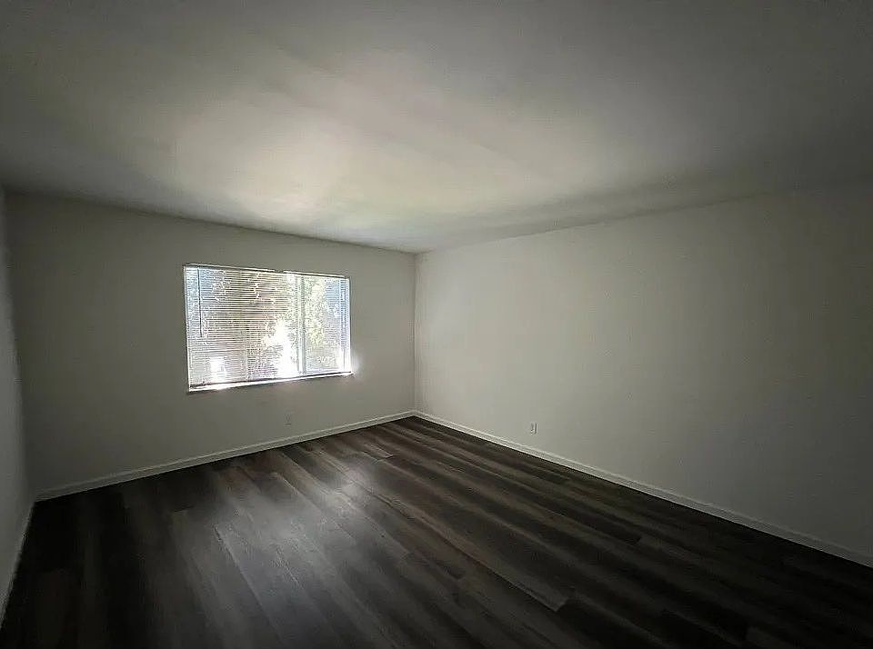 1st image of 11725 Palms Blvd #5