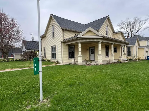 127 E Washington St, Fairmount, IN 46928
