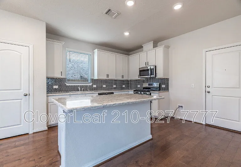 2009 Flametree Ave — Photo 14