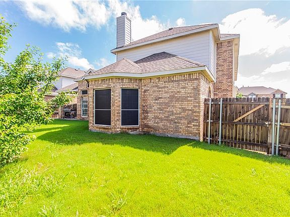 5th image of 206 Autumnwood Dr