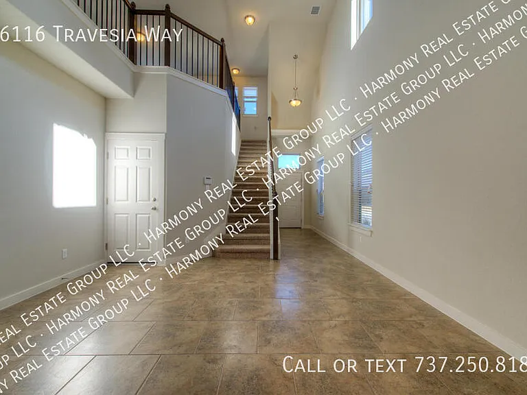 16116 Travesia Way — Photo 6