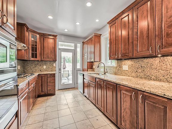 2nd image of 1871 Newton St NW #1