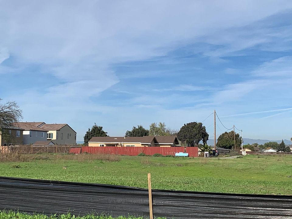 2nd image of 0 4th St