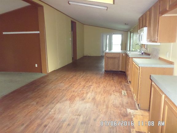 2nd image of 7246 W Us Highway 136