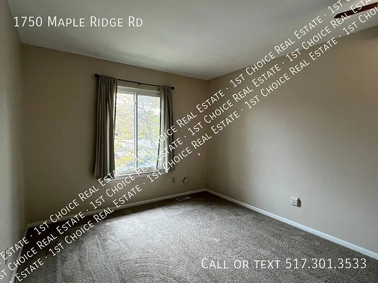 1750 Maple Rdg — Photo 7