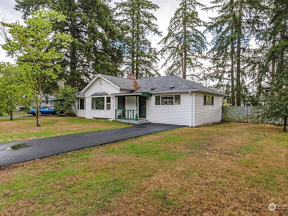 2nd image of 45 Beverly Drive SW