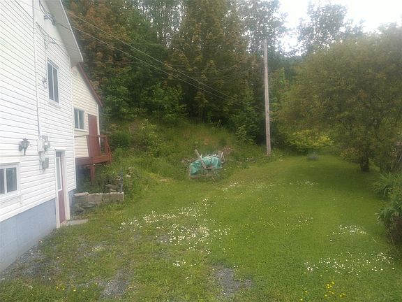 5th image of 53 Golden Glow Avenue