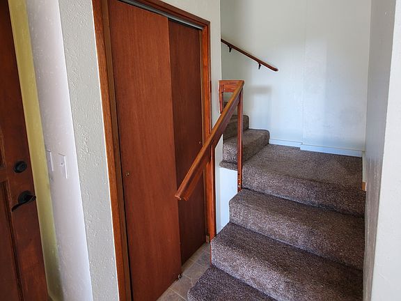 Steps leading to upper level