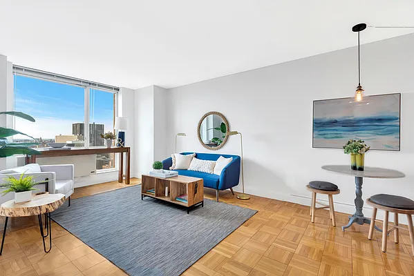 Sold by Bond New York | media 2