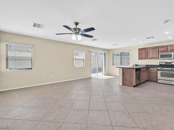 5732 Rose Tiara Dr, Las Vegas, NV 89139
