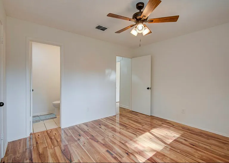 15811 Boonridge Rd — Photo 13