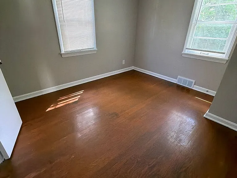 1831 Engelholm Ave — Photo 5