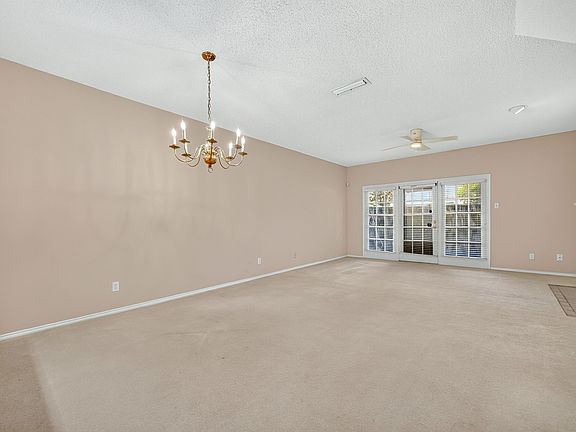5th image of 5859 Frankford Rd APT 1209