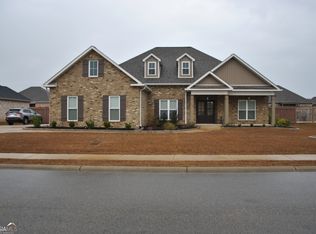124 Blue Mist Ln, Kathleen, GA 31047