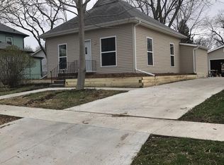 4427 Cleveland Ave, Lincoln, NE 68504