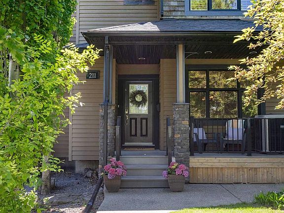 2nd image of 211 N 32nd Ave NW