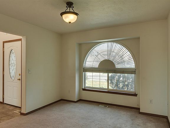 4th image of 3705 S Vercler Ln