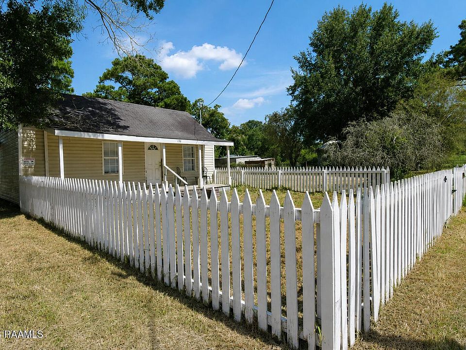 1st image of 156 Oak Rd