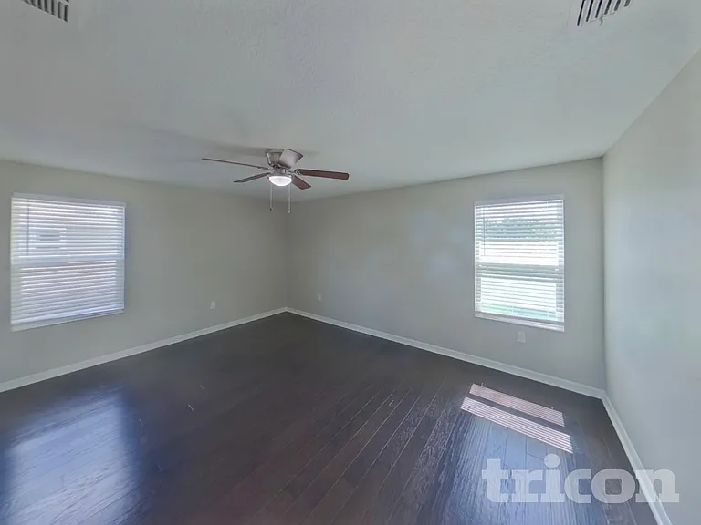 10710 Southern Forest Dr — Photo 8