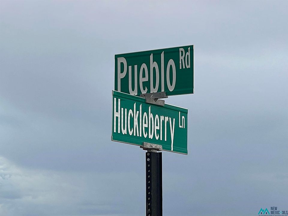 1st image of 74 Huckleberry Ln