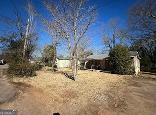 104 Avenue N, West Point, GA 31833