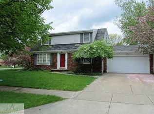 1921 Riveria Dr, East Lansing, MI 48823