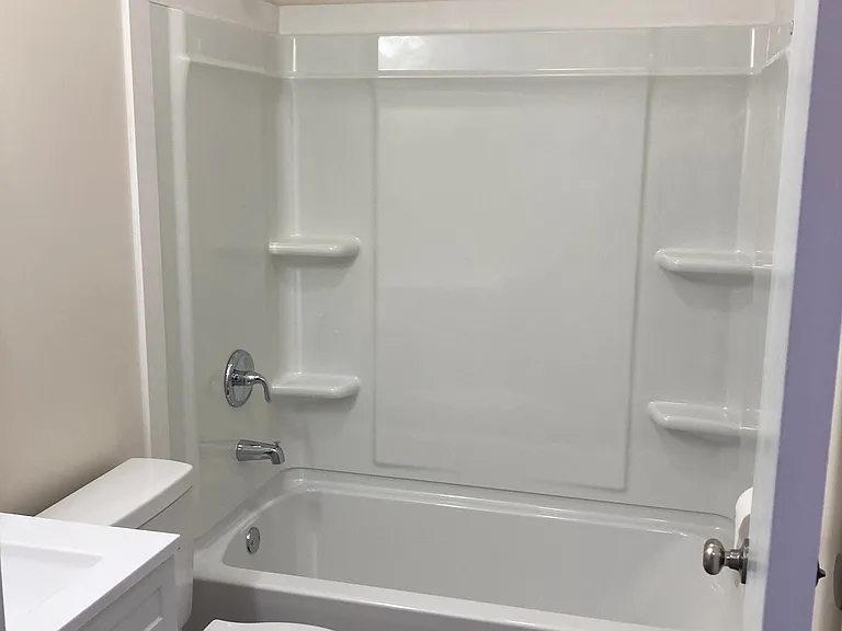 196 Maple Ave #25 — Photo 7