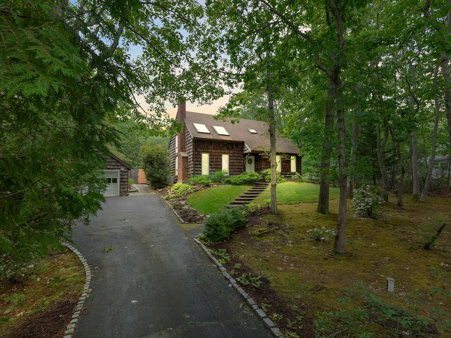 Private Hamptons Getaway — Photo 2