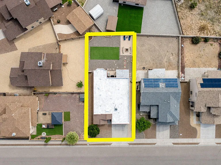 7120 Falling Leaf Cir — Photo 41