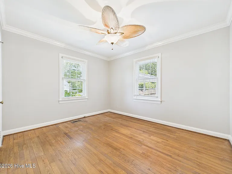 2912 Oberlin Rd — Photo 38