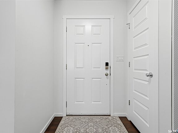 3rd image of 3346 Chuka Boulevard